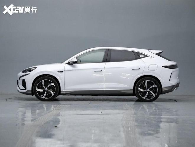腾势N7正式上市 售价3018-3798万元(图5)