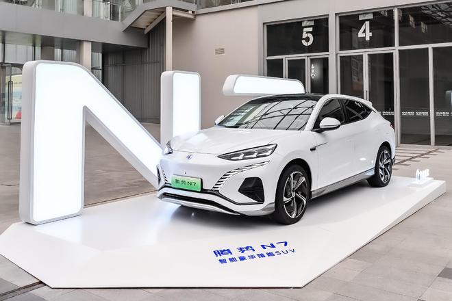 腾势N7正式上市统一零售价3018-3798万元(图2)