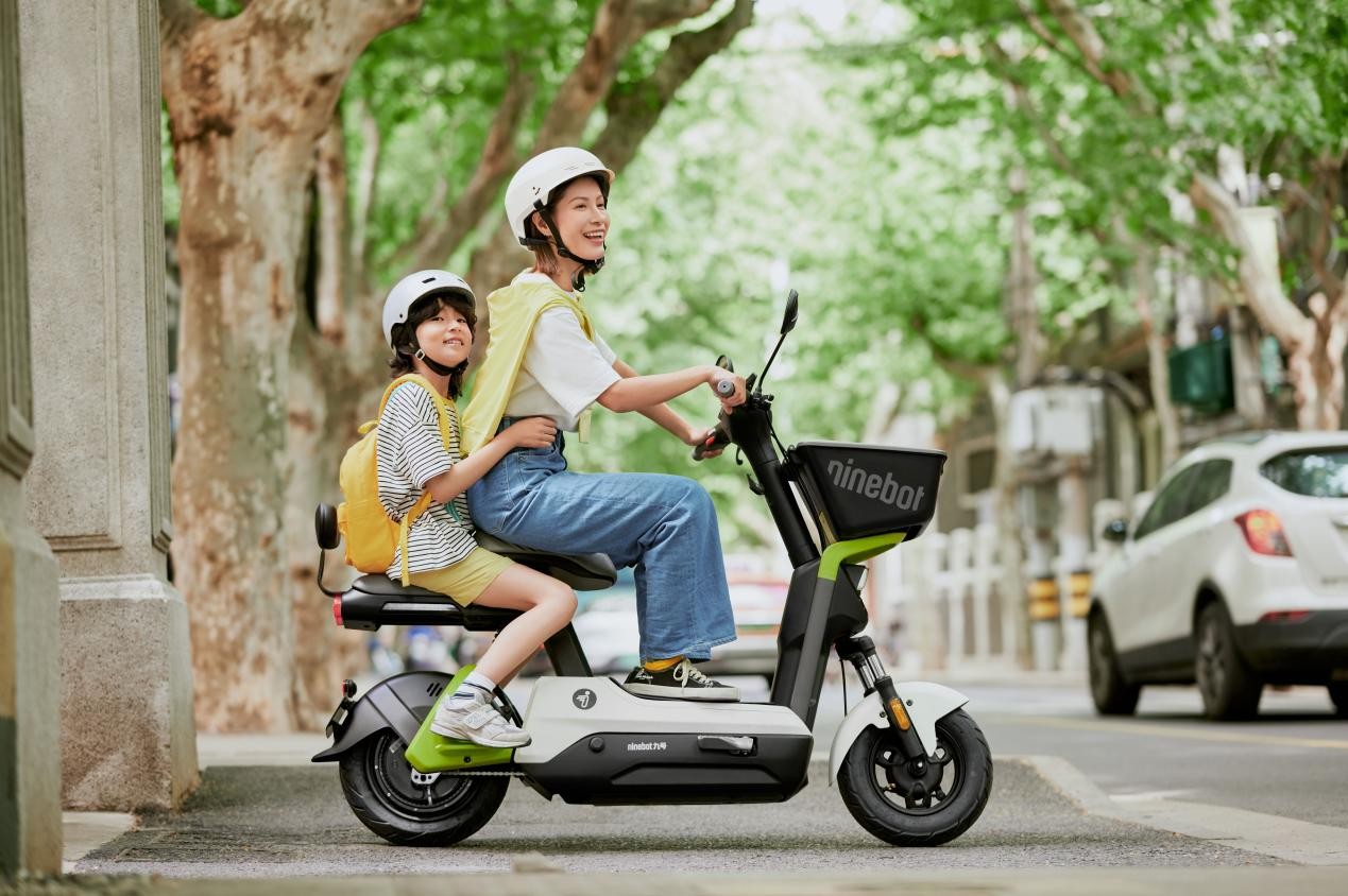 电动两轮车中的硬核都市基本款上市！九号电动V30C智能、续航全满足(图5)